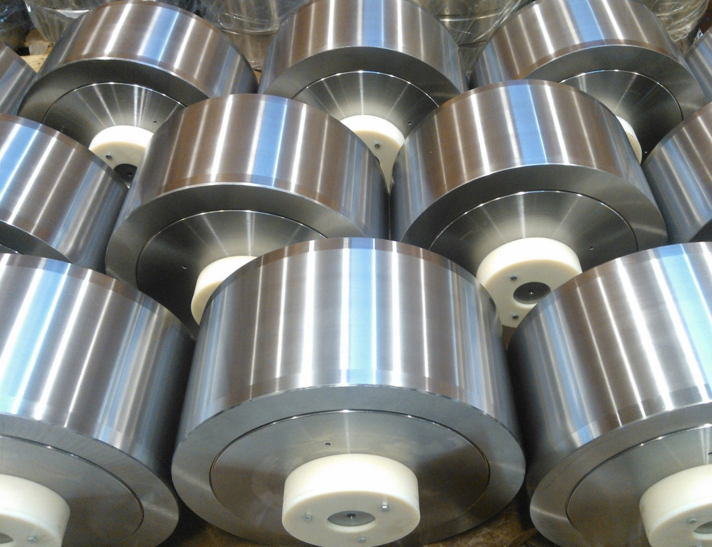 Scheerer steel mill bearing assemblies with polished raceways
